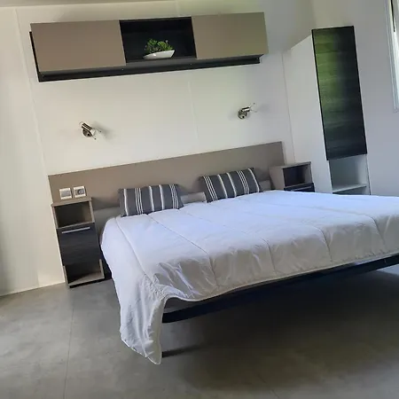 Fabuleux Mobil-homme 4/6 Personnes Campingplatz Fréjus